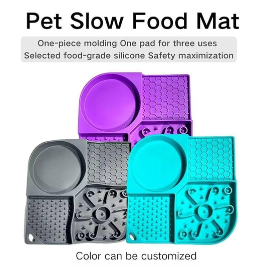 Pet licking mat with 4 sections for dogs and cats